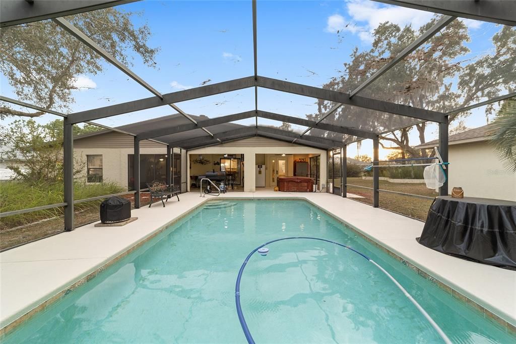 For Sale: $369,900 (3 beds, 2 baths, 1776 Square Feet)