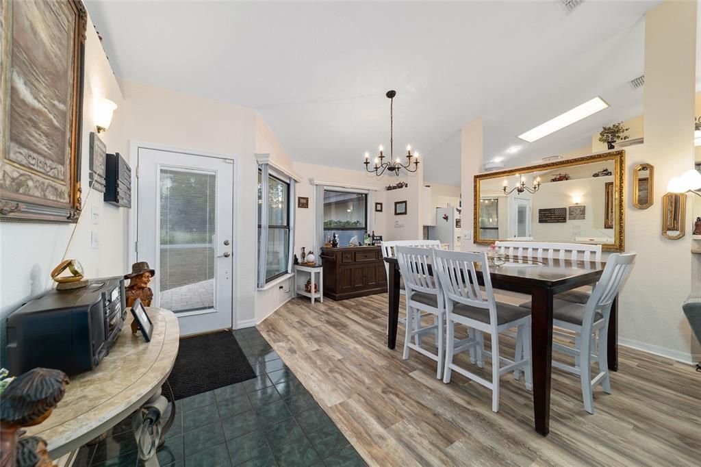 For Sale: $369,900 (3 beds, 2 baths, 1776 Square Feet)