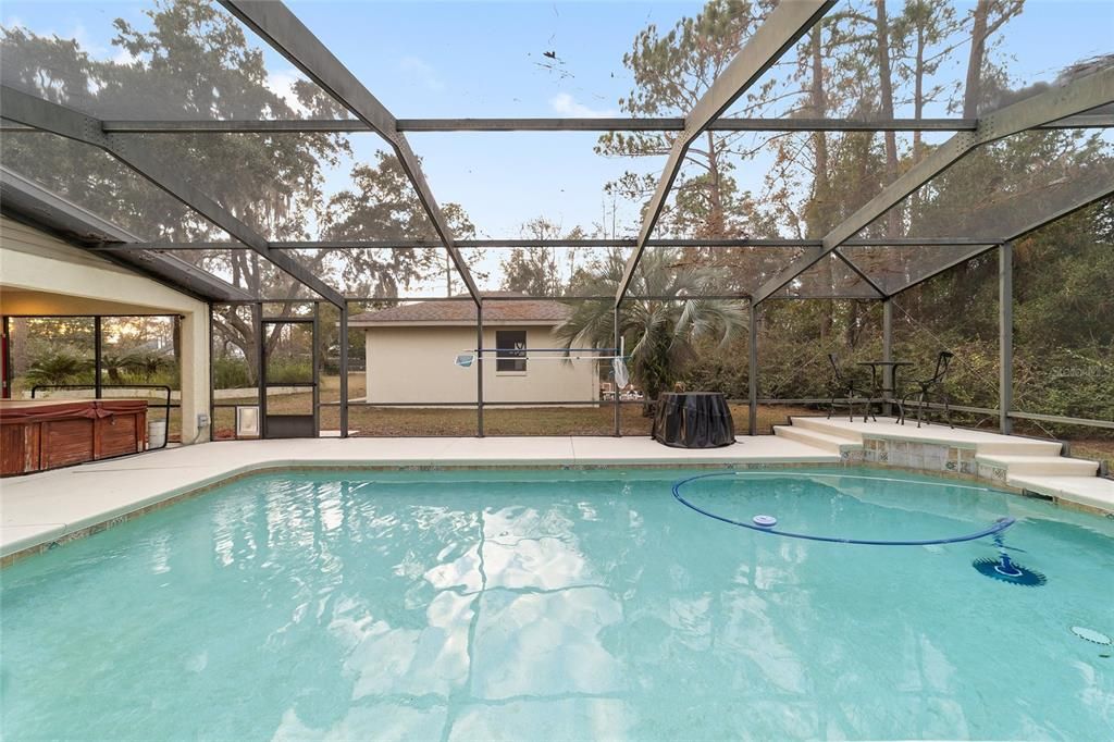 For Sale: $369,900 (3 beds, 2 baths, 1776 Square Feet)