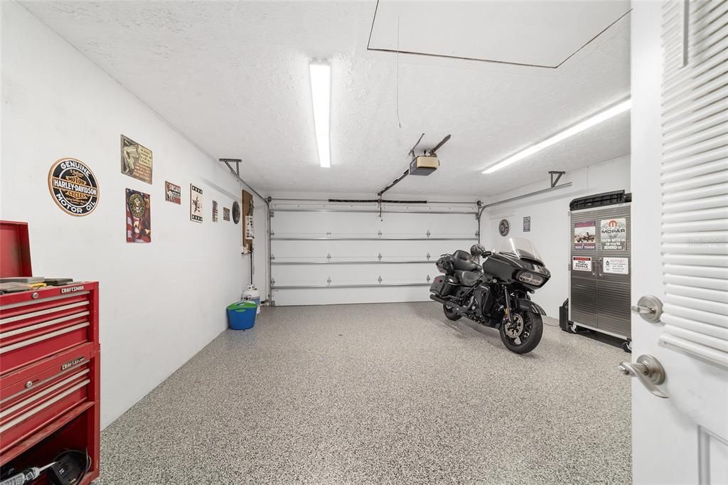 For Sale: $369,900 (3 beds, 2 baths, 1776 Square Feet)