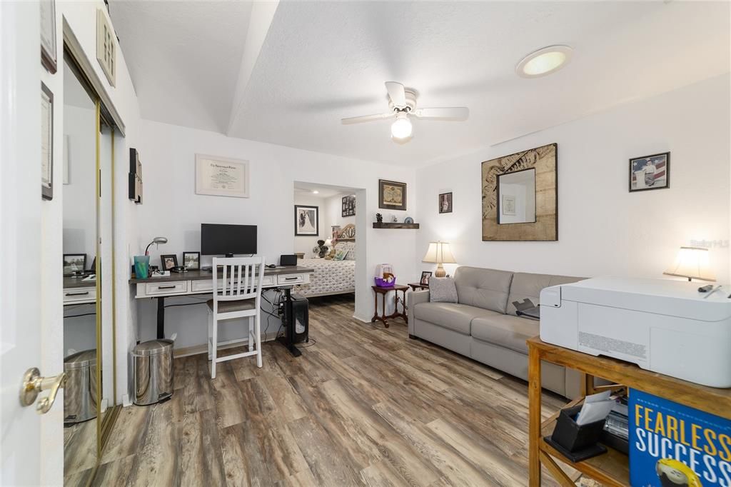 For Sale: $369,900 (3 beds, 2 baths, 1776 Square Feet)