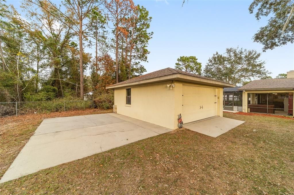 For Sale: $369,900 (3 beds, 2 baths, 1776 Square Feet)