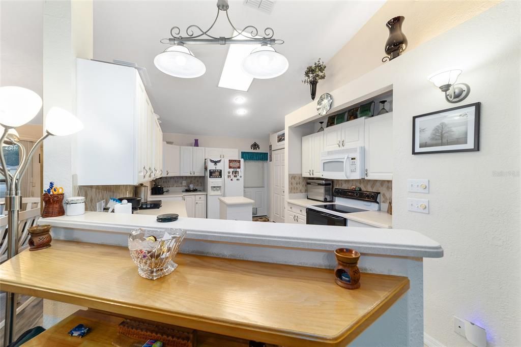 For Sale: $369,900 (3 beds, 2 baths, 1776 Square Feet)