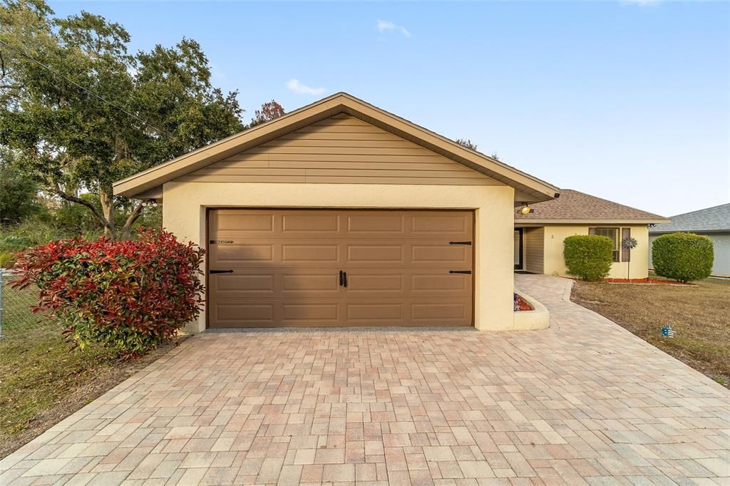 For Sale: $369,900 (3 beds, 2 baths, 1776 Square Feet)