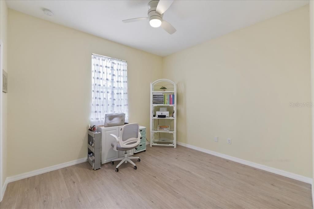 For Sale: $400,000 (3 beds, 2 baths, 2032 Square Feet)