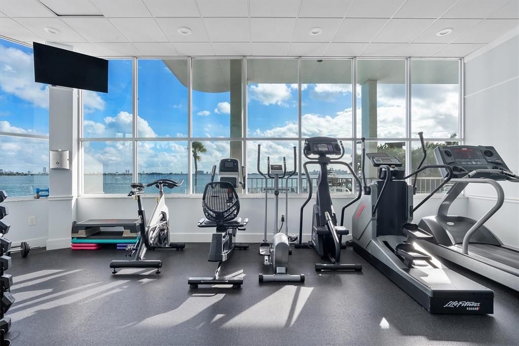 待售: $415,000 (2 贝兹, 2 浴室, 1165 平方英尺)