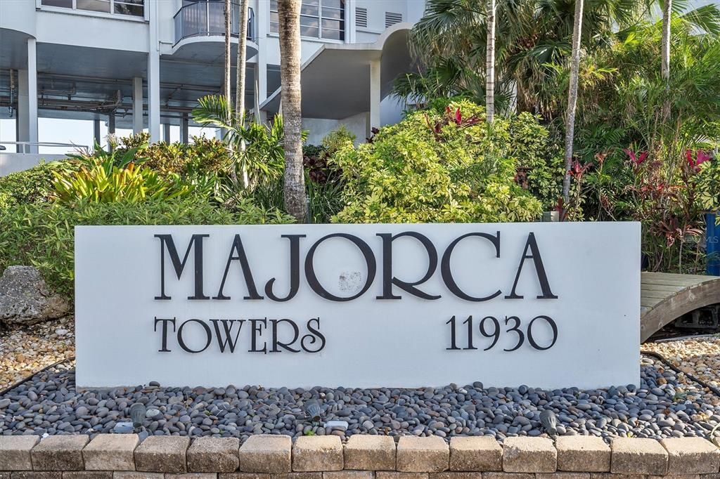 待售: $415,000 (2 贝兹, 2 浴室, 1165 平方英尺)