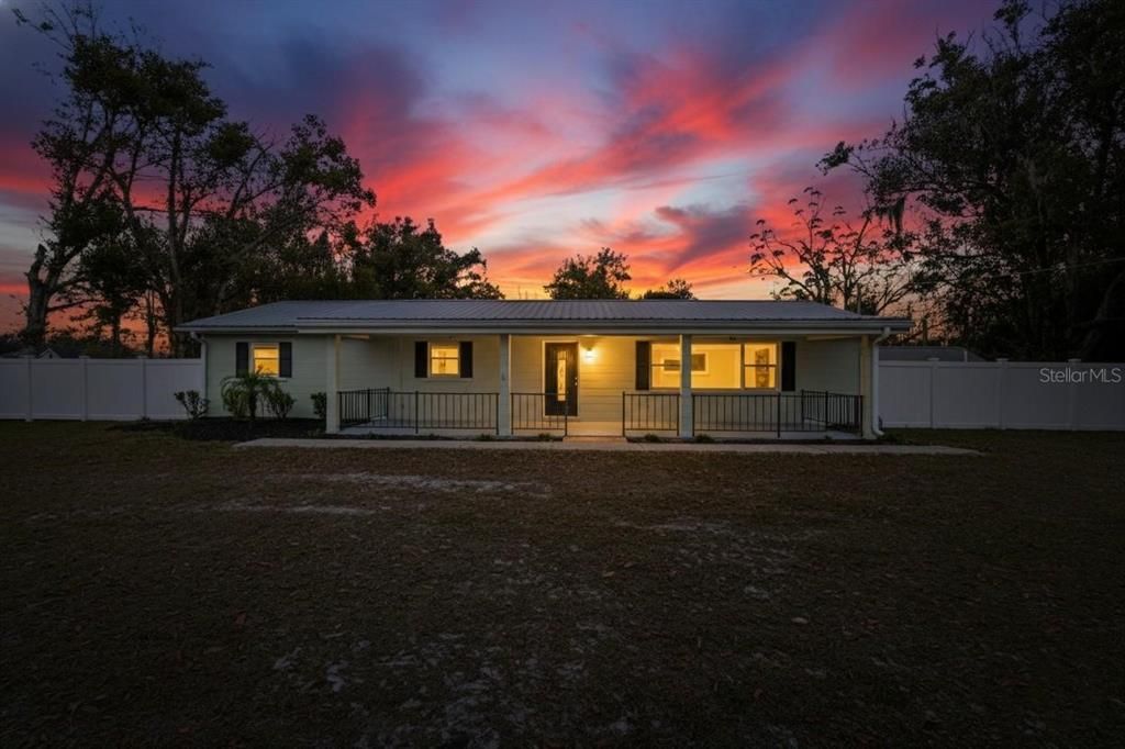 待售: $475,000 (4 贝兹, 2 浴室, 1680 平方英尺)