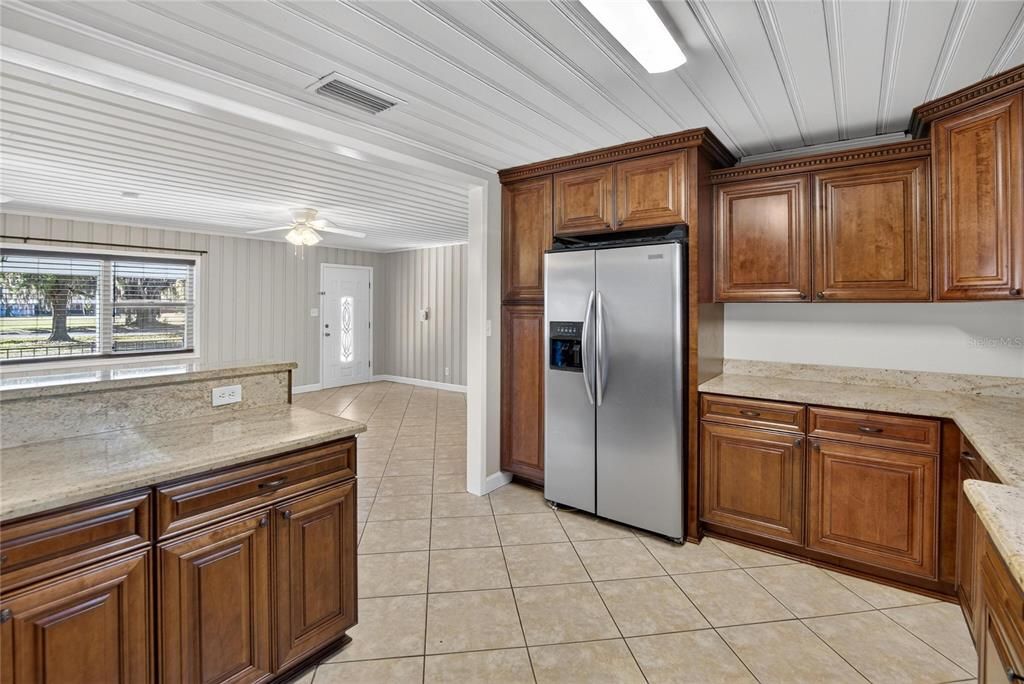 待售: $475,000 (4 贝兹, 2 浴室, 1680 平方英尺)