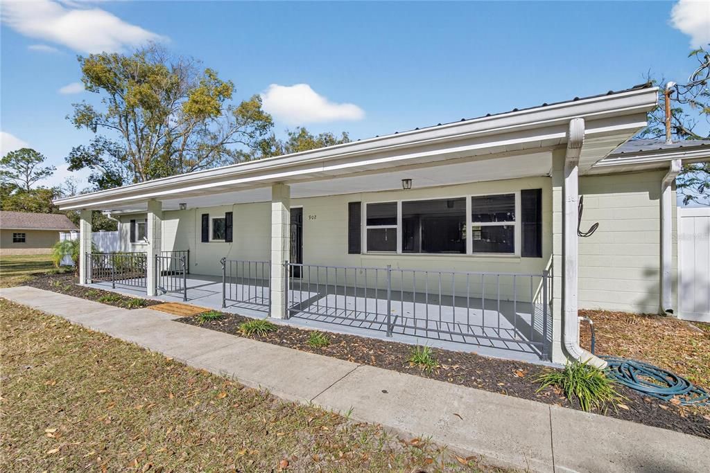 待售: $475,000 (4 贝兹, 2 浴室, 1680 平方英尺)