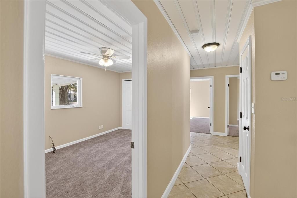 待售: $475,000 (4 贝兹, 2 浴室, 1680 平方英尺)