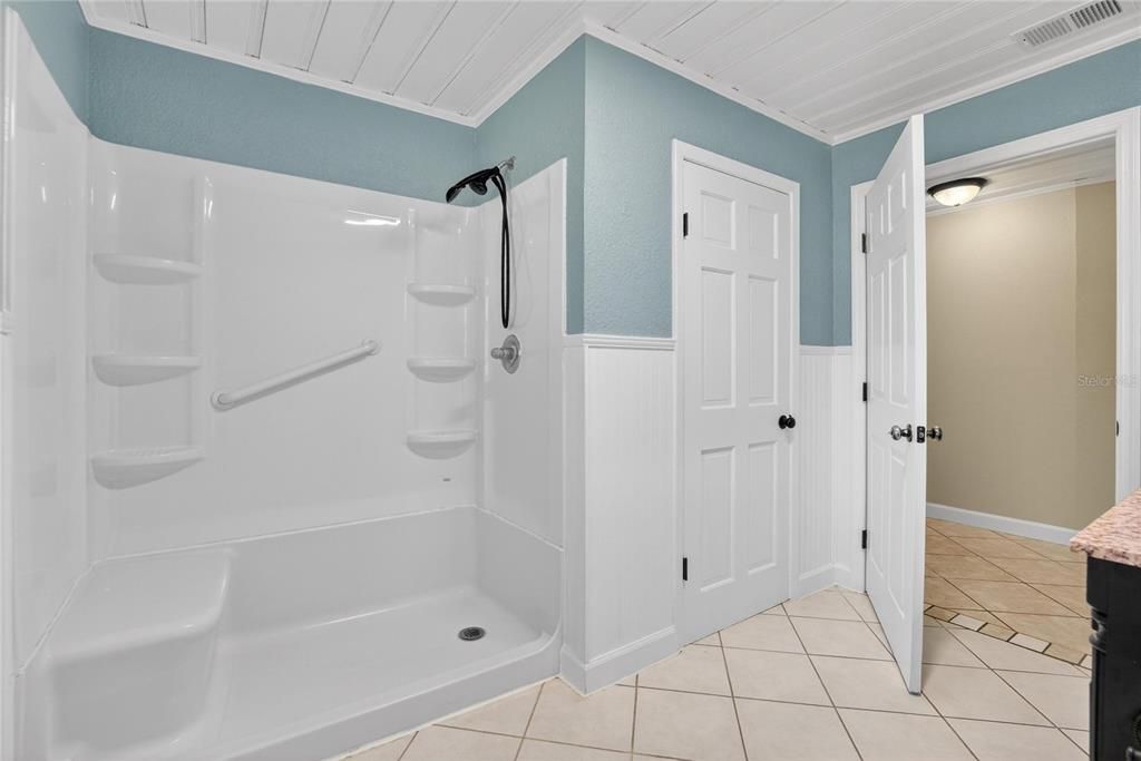 待售: $475,000 (4 贝兹, 2 浴室, 1680 平方英尺)