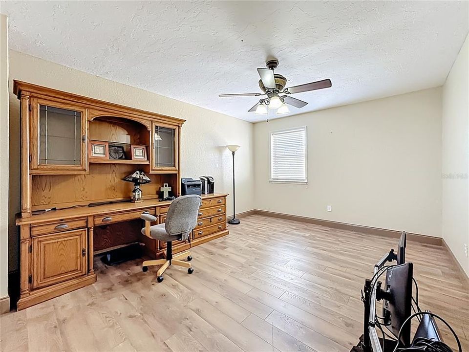 Activo con contrato: $1,299,000 (0 camas, 0 baños, 6580 Pies cuadrados)