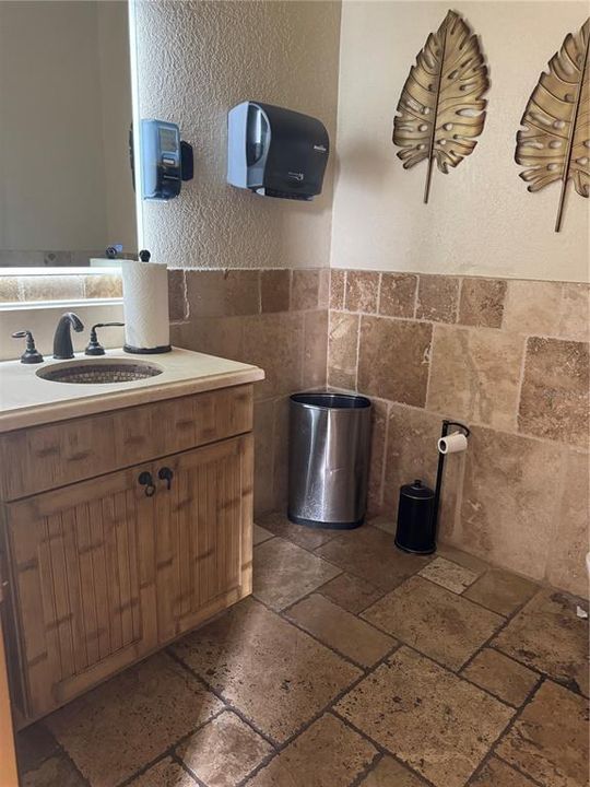 For Sale: $1,299,000 (0 beds, 0 baths, 6580 Square Feet)