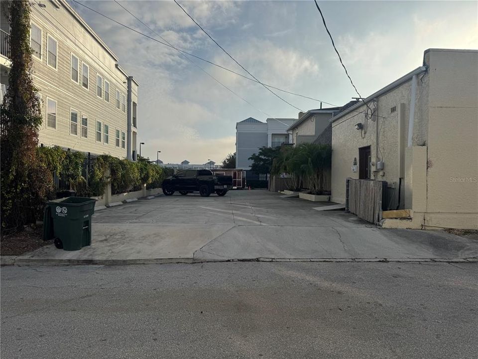 For Sale: $1,299,000 (0 beds, 0 baths, 6580 Square Feet)