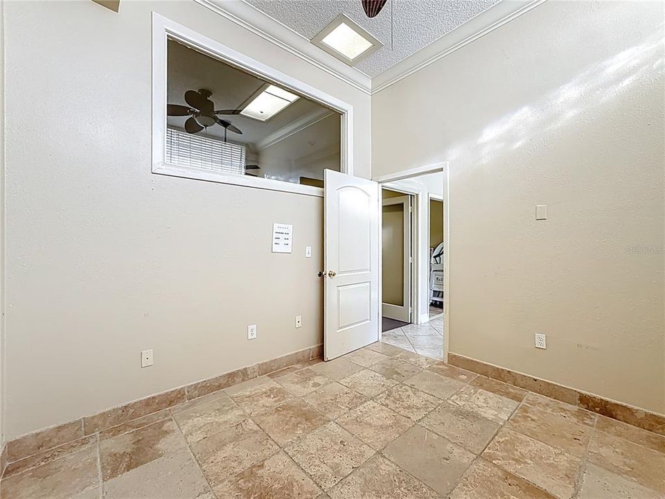 Activo con contrato: $1,299,000 (0 camas, 0 baños, 6580 Pies cuadrados)