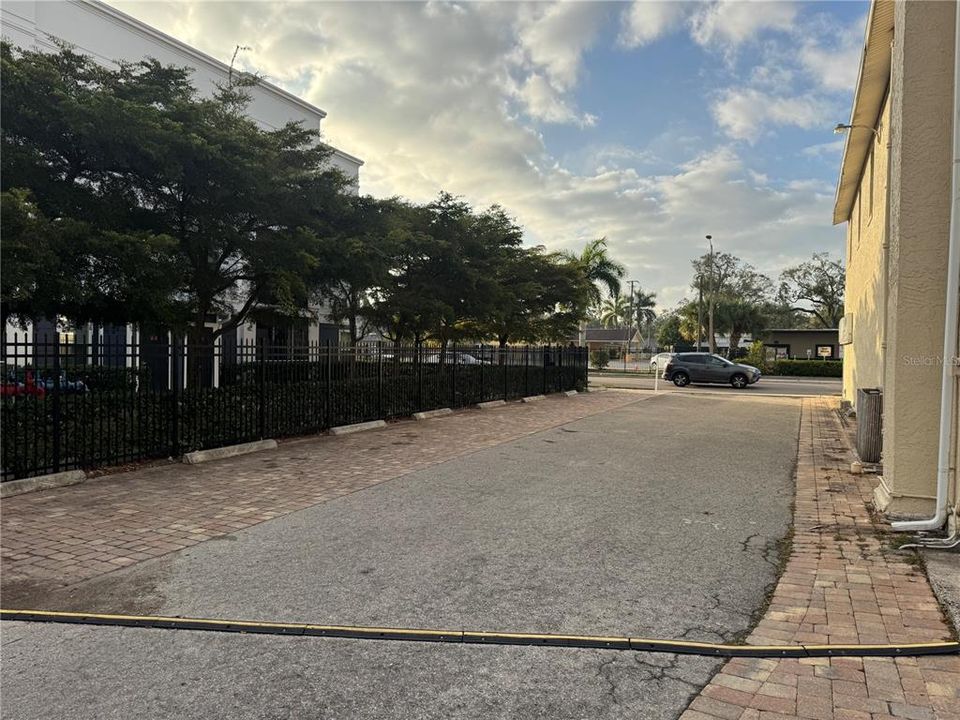 For Sale: $1,299,000 (0 beds, 0 baths, 6580 Square Feet)