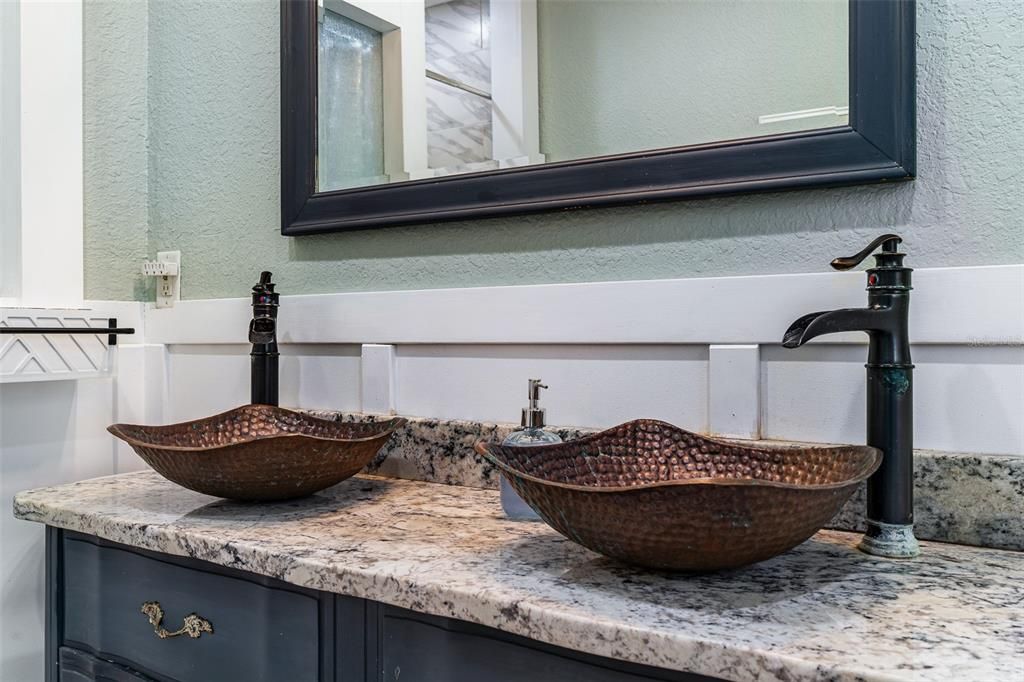 En Venta: $700,000 (4 camas, 3 baños, 2074 Pies cuadrados)