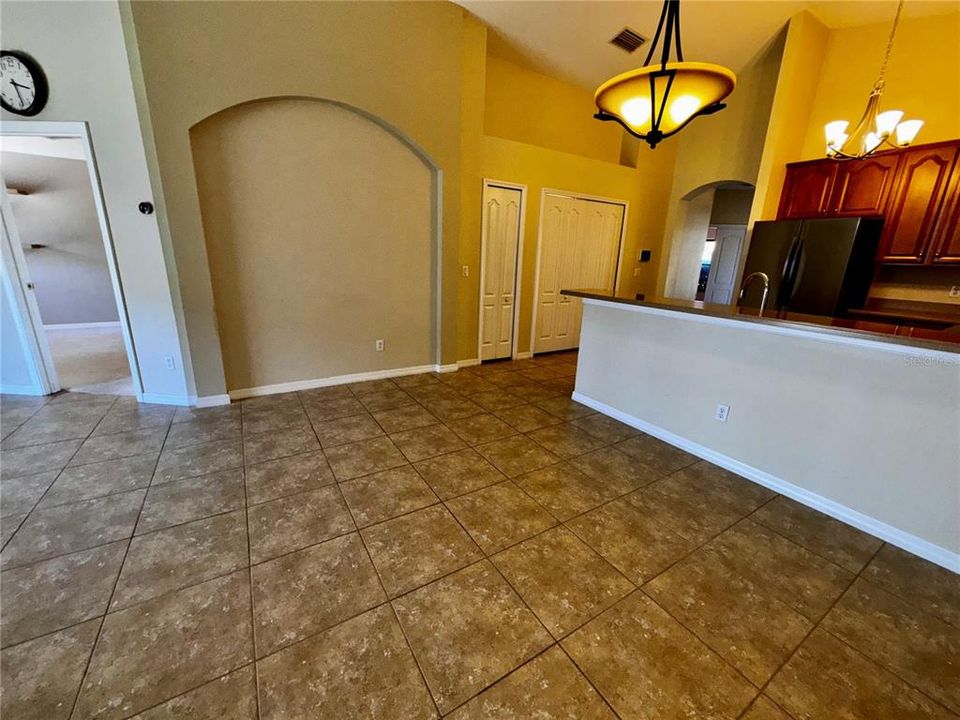 En Renta: $2,795 (4 camas, 2 baños, 1728 Pies cuadrados)