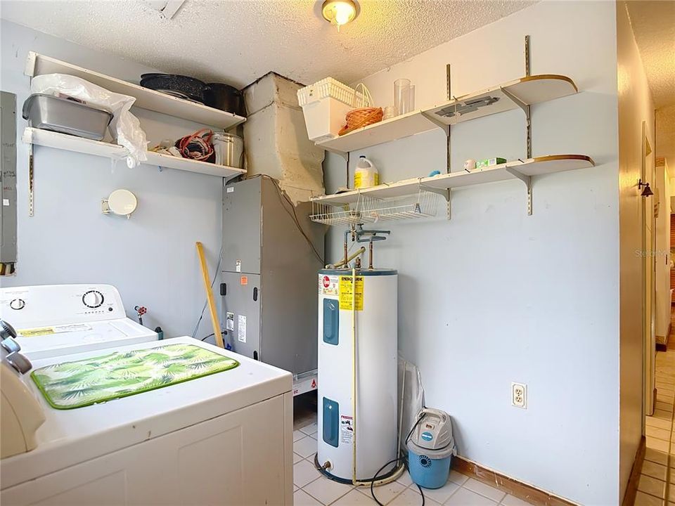 待售: $800,000 (2 贝兹, 2 浴室, 1535 平方英尺)