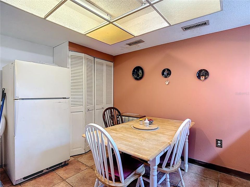 待售: $800,000 (2 贝兹, 2 浴室, 1535 平方英尺)