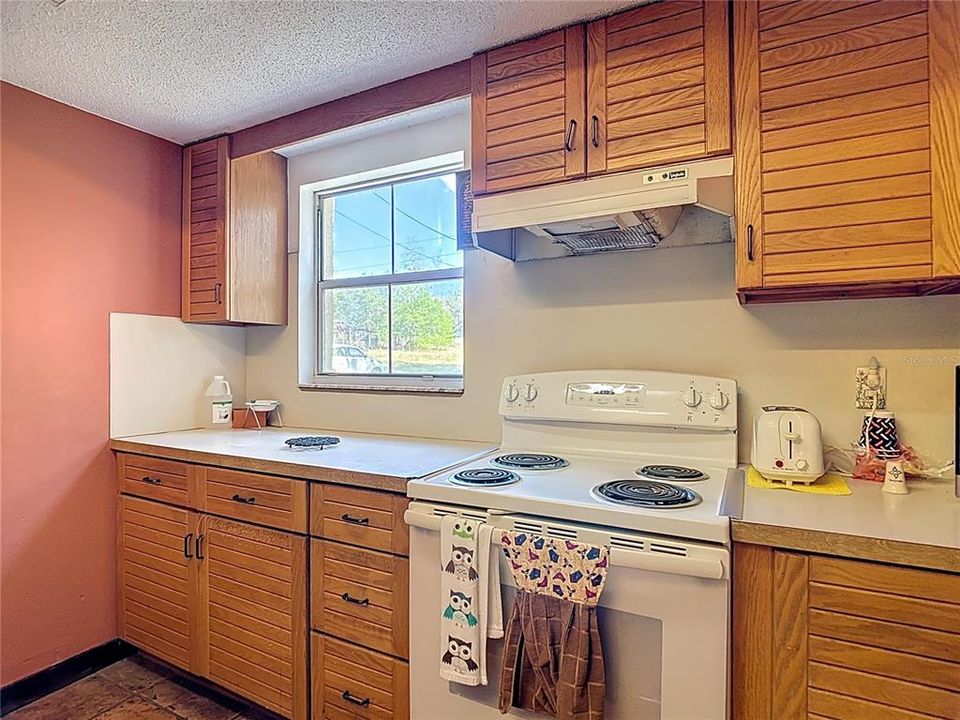 待售: $800,000 (2 贝兹, 2 浴室, 1535 平方英尺)