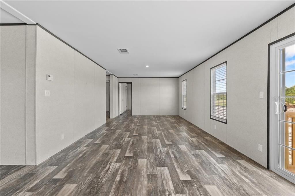 待售: $260,900 (5 贝兹, 2 浴室, 2184 平方英尺)