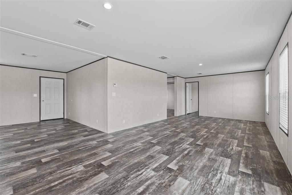 待售: $260,900 (5 贝兹, 2 浴室, 2184 平方英尺)