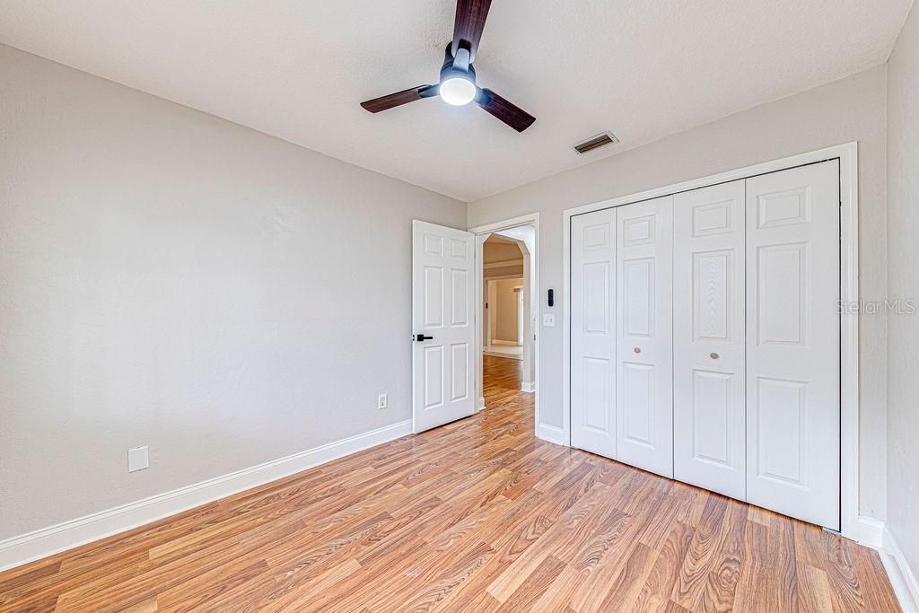 For Sale: $279,800 (3 beds, 2 baths, 1456 Square Feet)