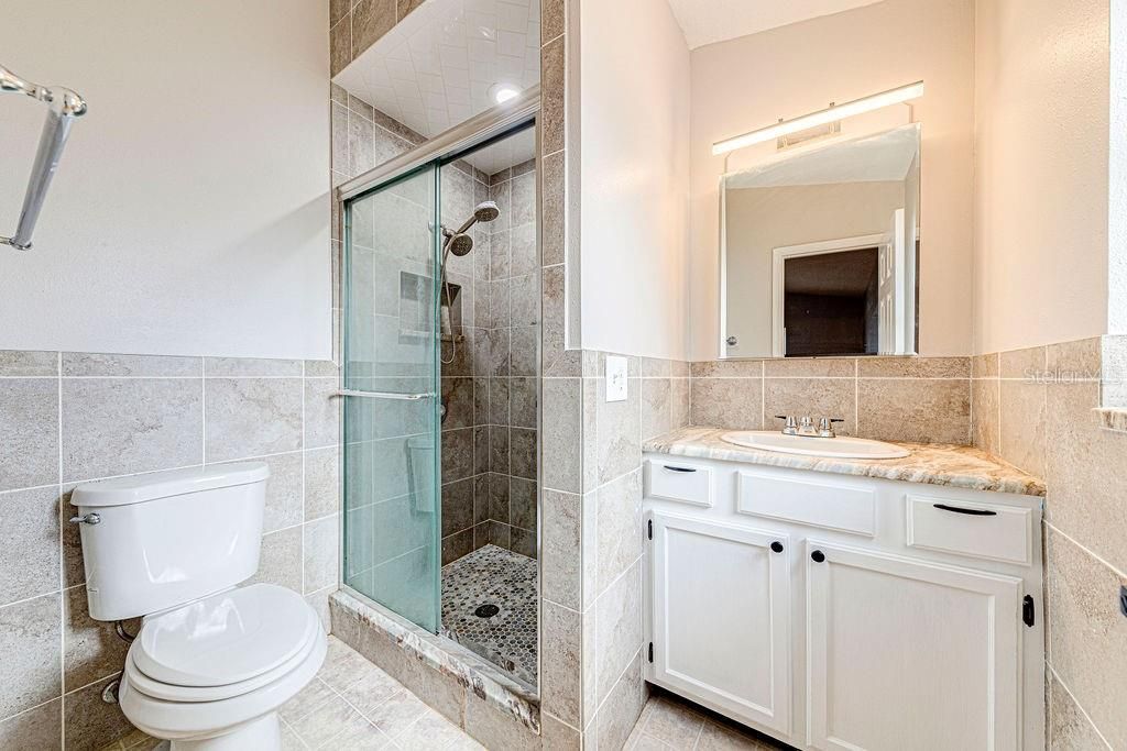 For Sale: $279,800 (3 beds, 2 baths, 1456 Square Feet)