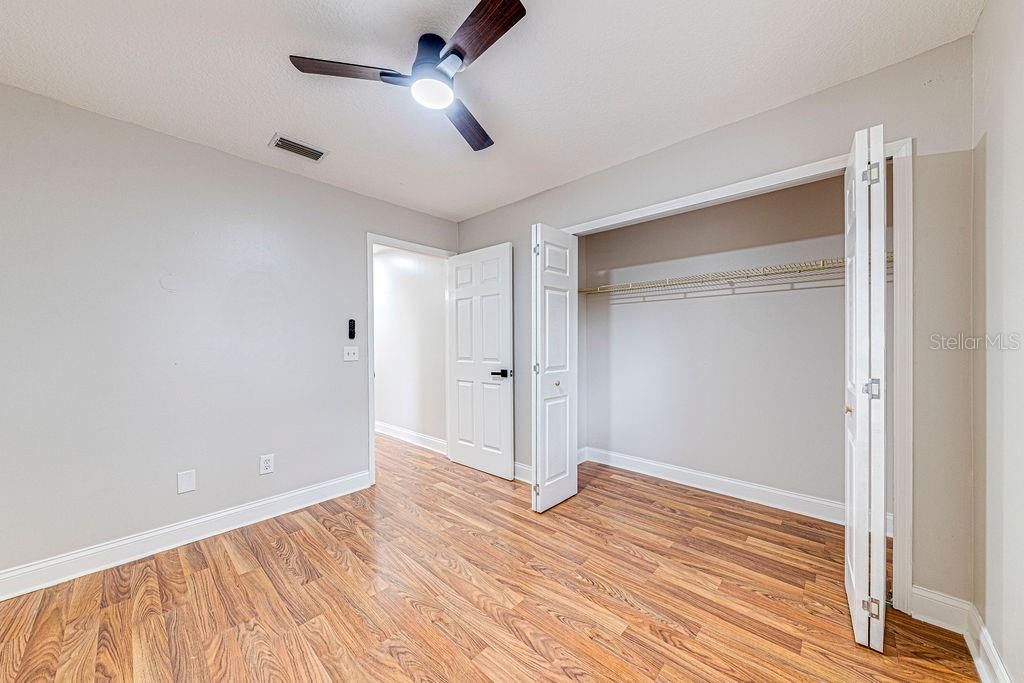 For Sale: $279,800 (3 beds, 2 baths, 1456 Square Feet)