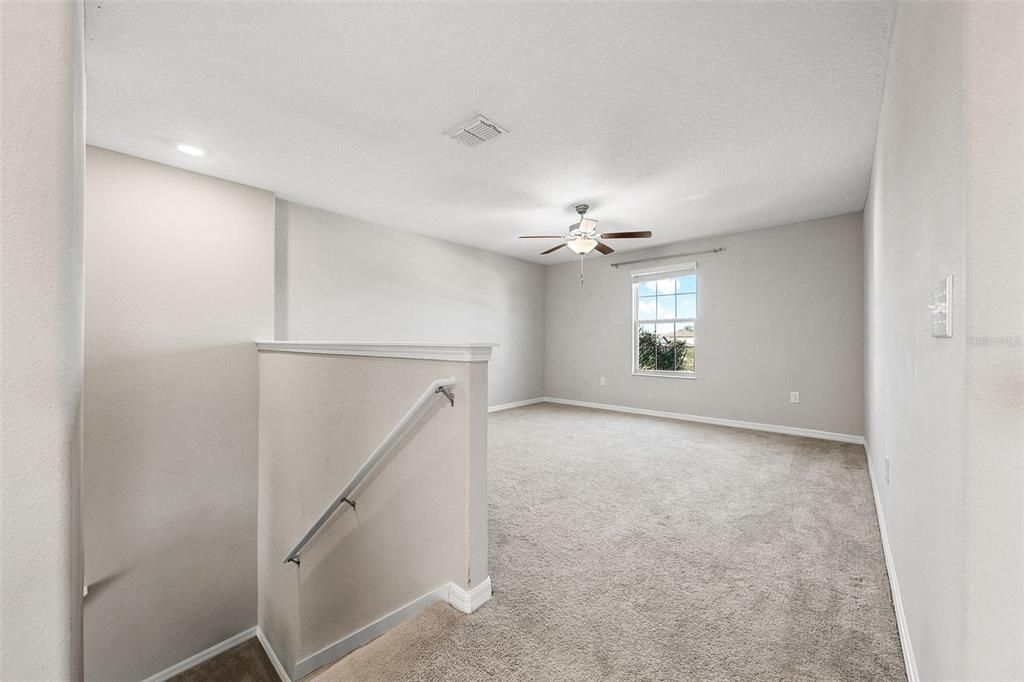 En Venta: $420,000 (4 camas, 2 baños, 2655 Pies cuadrados)