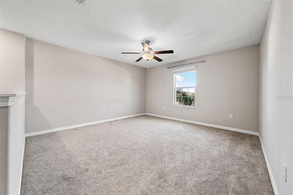 En Venta: $420,000 (4 camas, 2 baños, 2655 Pies cuadrados)