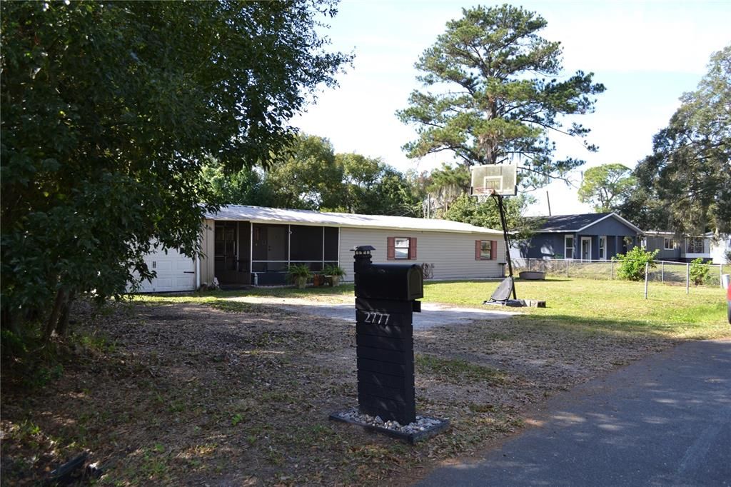 For Sale: $220,000 (5 beds, 1 baths, 1750 Square Feet)