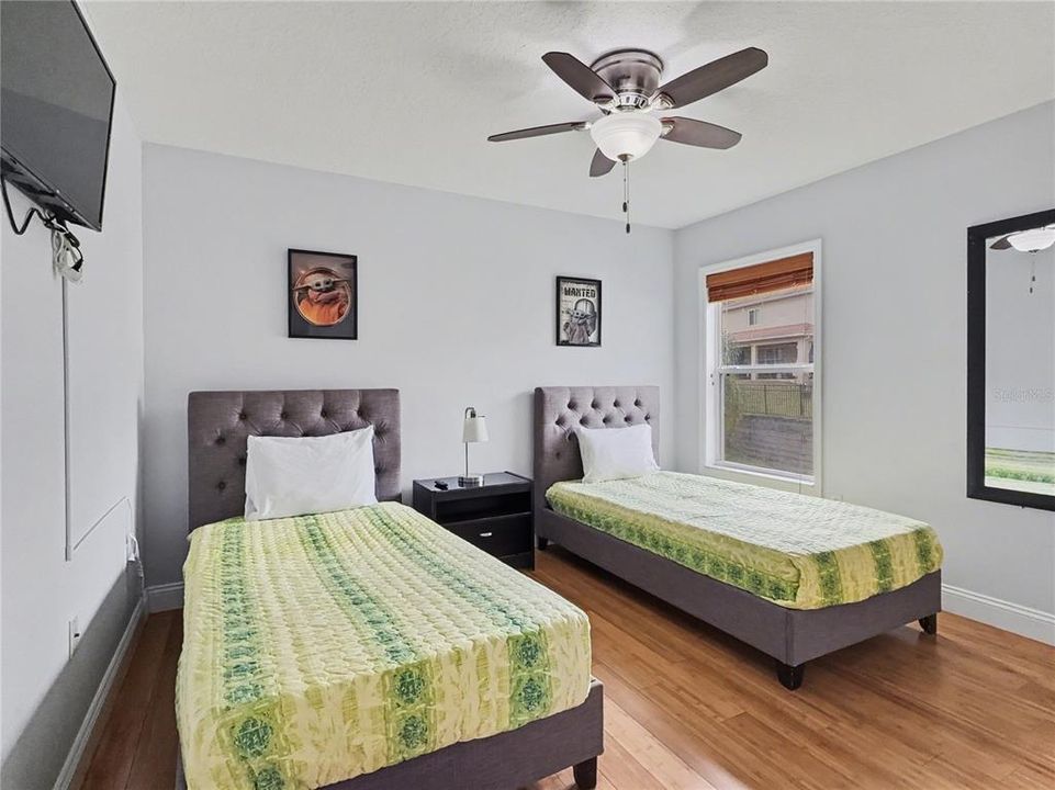 En Renta: $3,000 (5 camas, 3 baños, 3045 Pies cuadrados)