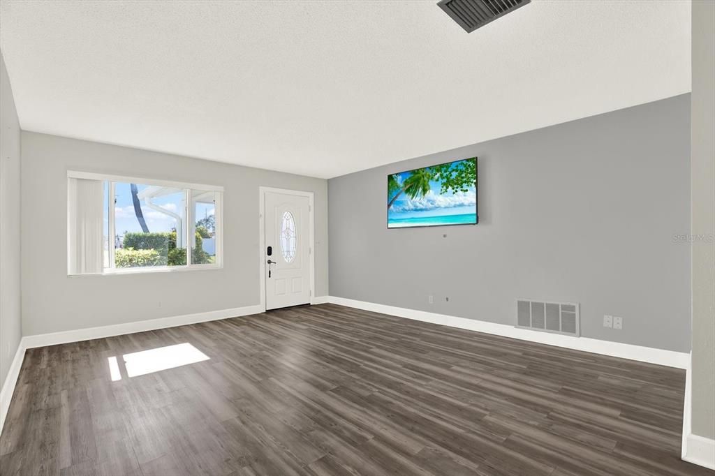 待售: $315,000 (2 贝兹, 2 浴室, 1328 平方英尺)