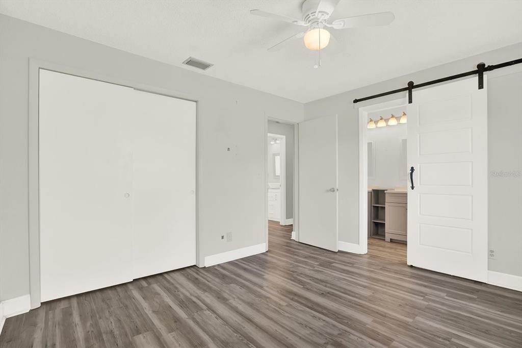 待售: $315,000 (2 贝兹, 2 浴室, 1328 平方英尺)