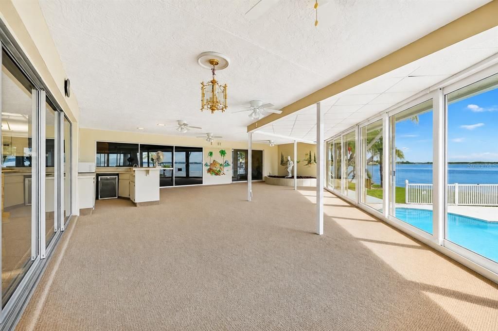 En Venta: $2,900,000 (6 camas, 4 baños, 3225 Pies cuadrados)