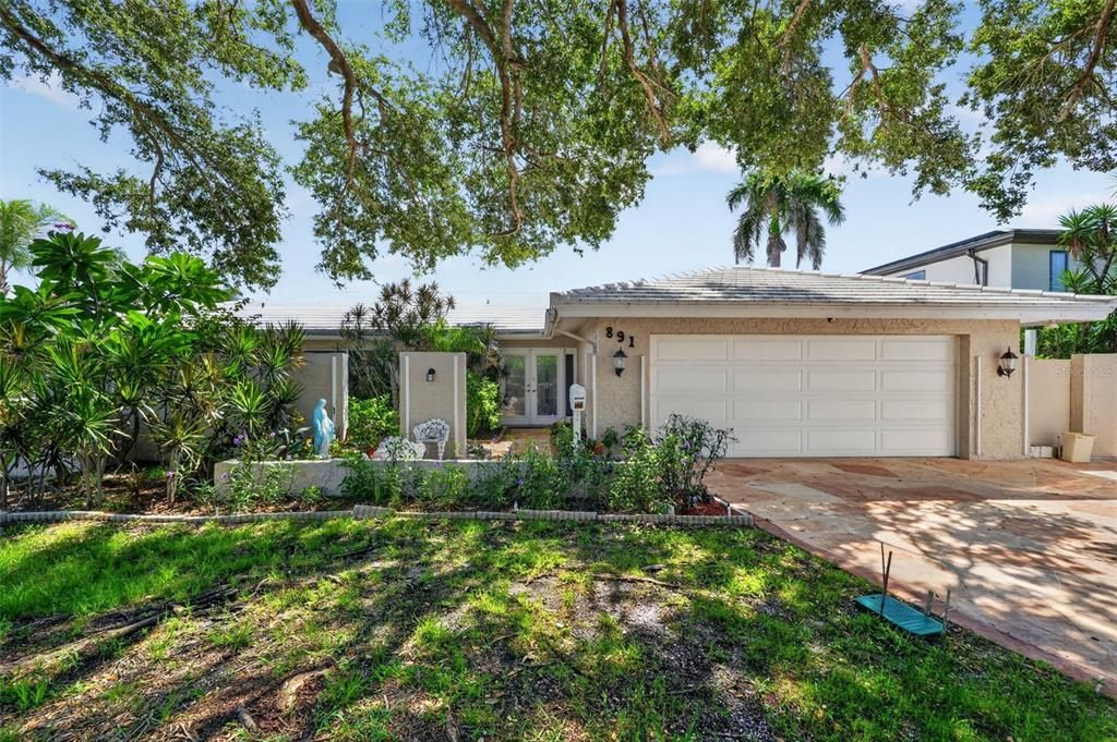 En Venta: $2,900,000 (6 camas, 4 baños, 3225 Pies cuadrados)