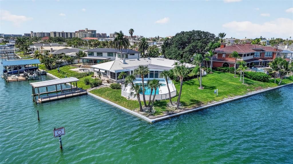 En Venta: $2,900,000 (6 camas, 4 baños, 3225 Pies cuadrados)