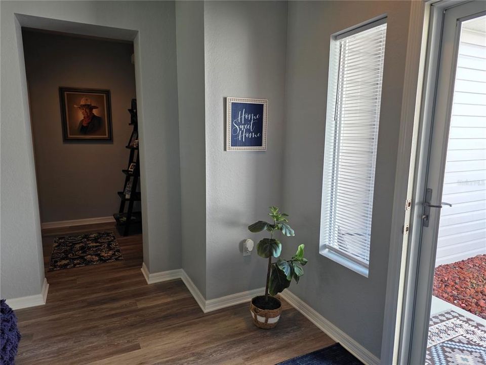 En Venta: $277,000 (2 camas, 2 baños, 1244 Pies cuadrados)