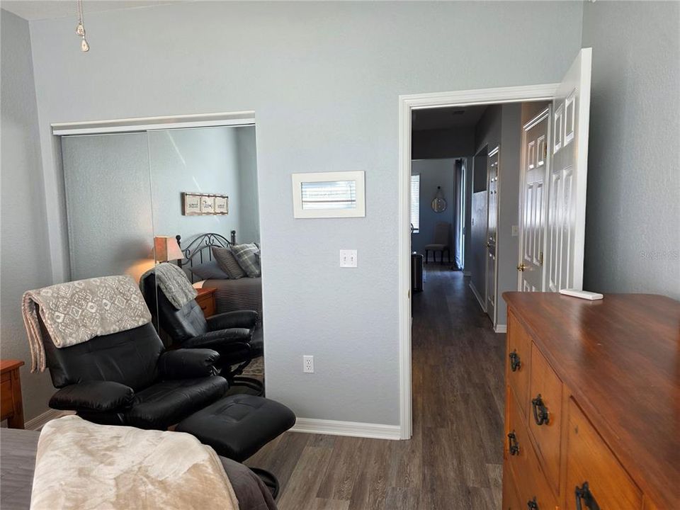 En Venta: $277,000 (2 camas, 2 baños, 1244 Pies cuadrados)