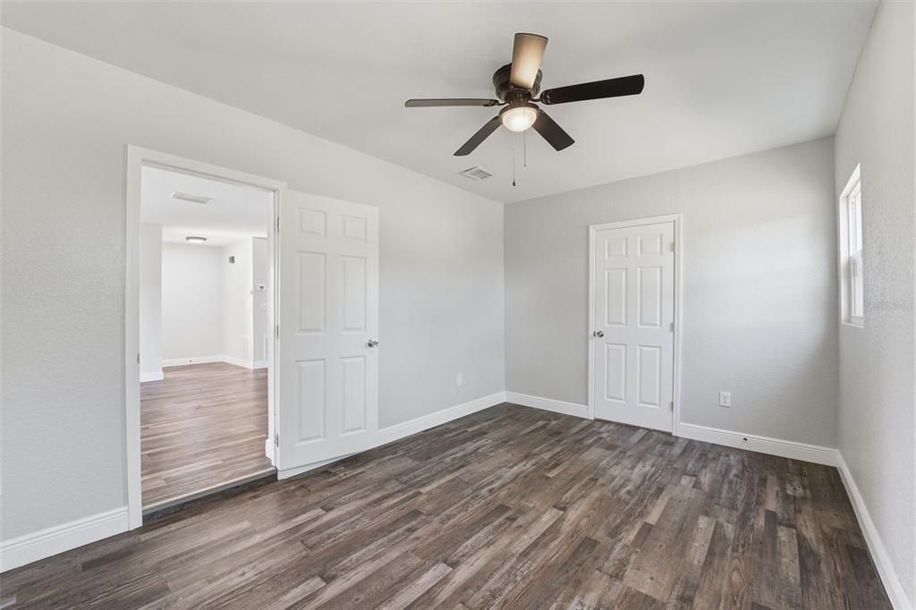 For Sale: $295,000 (3 beds, 2 baths, 1338 Square Feet)