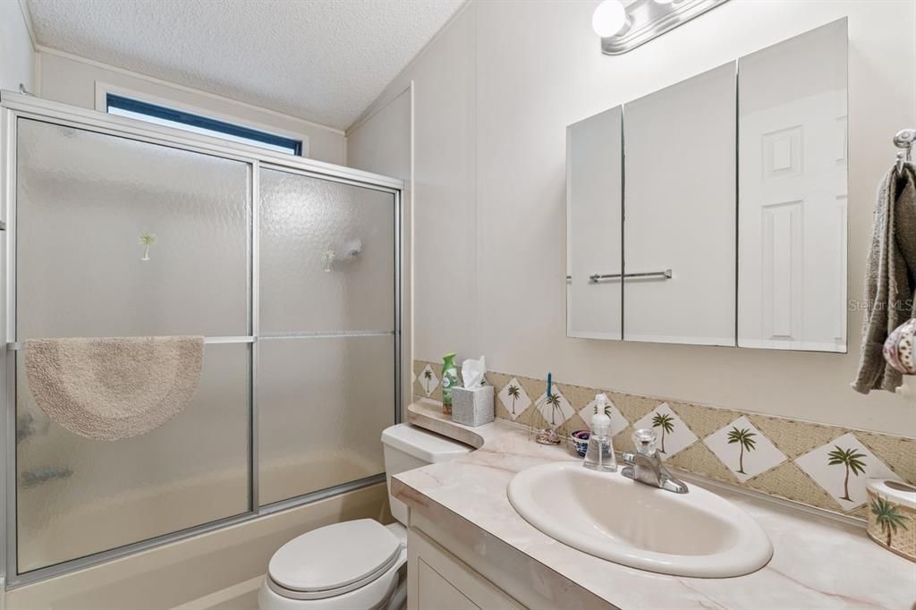 For Sale: $140,000 (2 beds, 2 baths, 1144 Square Feet)