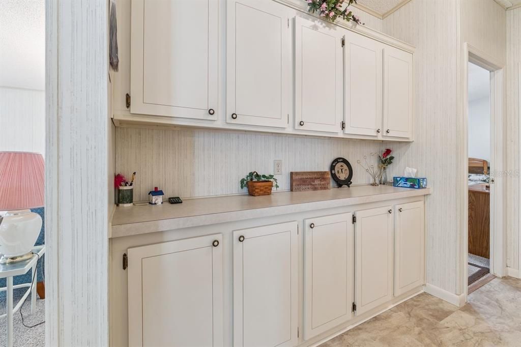 For Sale: $140,000 (2 beds, 2 baths, 1144 Square Feet)