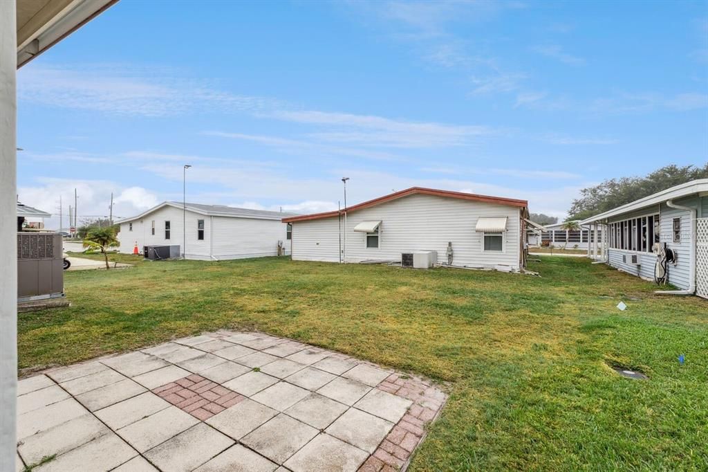 For Sale: $140,000 (2 beds, 2 baths, 1144 Square Feet)