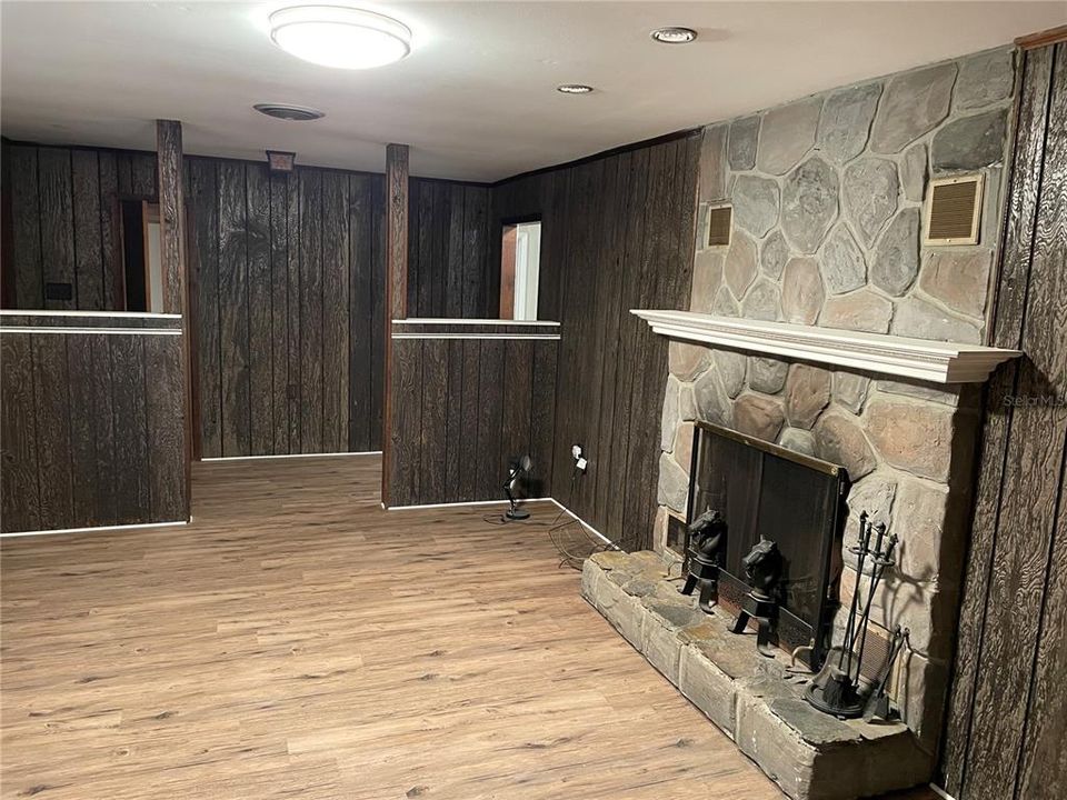 В аренду: $2,150 (4 спален, 2 ванн, 2244 Квадратных фут)