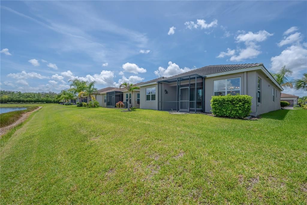 For Sale: $340,000 (2 beds, 2 baths, 1599 Square Feet)