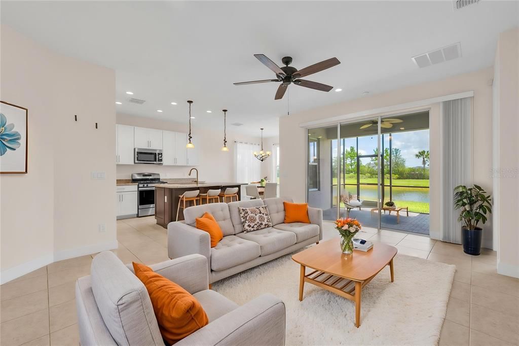 For Sale: $340,000 (2 beds, 2 baths, 1599 Square Feet)