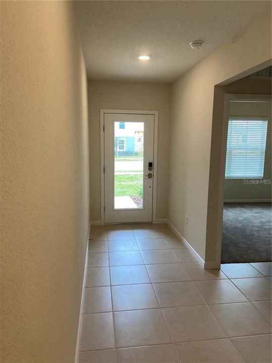 For Rent: $2,200 (4 beds, 2 baths, 1865 Square Feet)